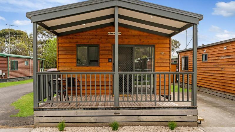 Tasman Holiday Parks - Geelong Room photo